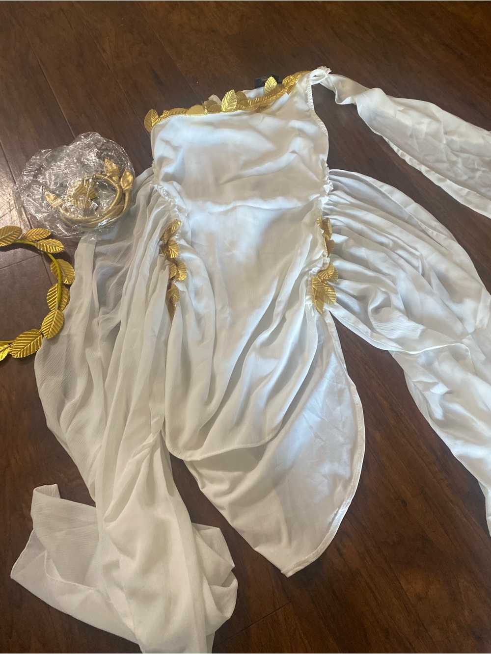 Music Legs Halloween White One-Shoulder Dress with Gold Leaf Trim